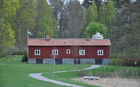 The Gardener House - Groensoeoe Palace Garden